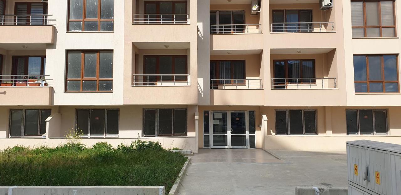 Family Holiday Apartments Breez 1 Varna Exterior foto